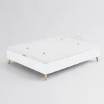 Canapé abatible alhambra con patas blanco, tapa con ventilación y patas de madera