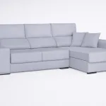 Chaiselongue Málaga en tela gris claro con cabezales reclinables y cojines