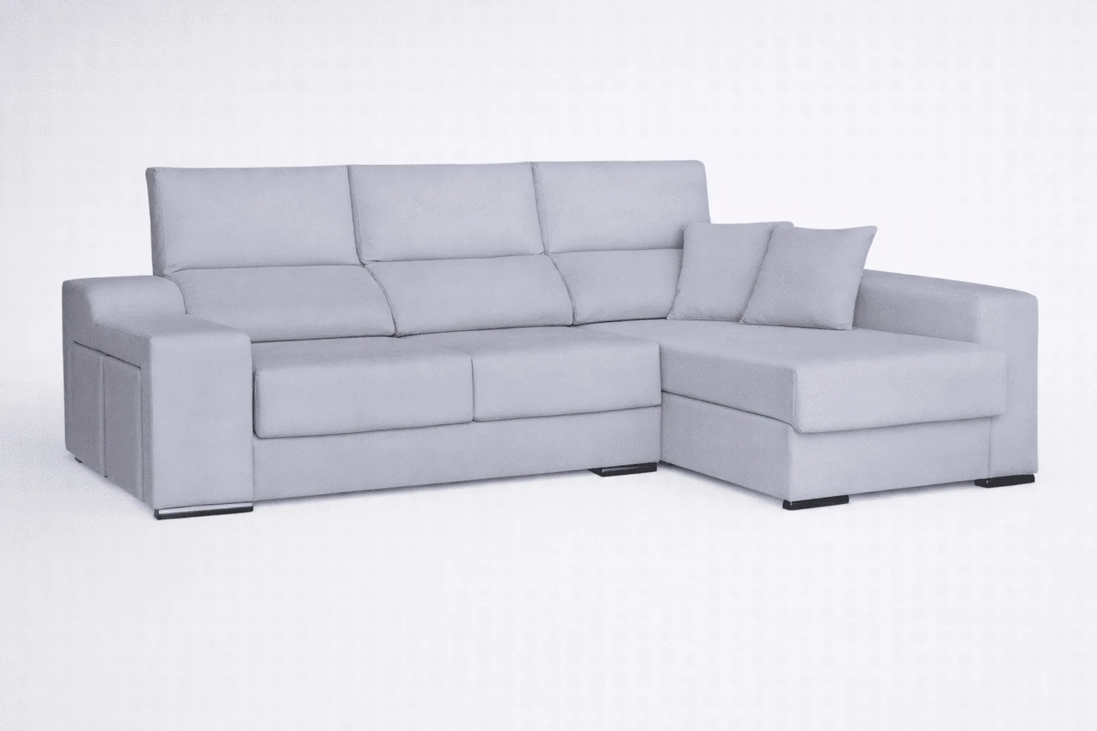 Chaiselongue Málaga en tela gris claro con cabezales reclinables y cojines