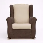 Sillón balancín tapizado en marrón chocolate con respaldo y asiento en crema