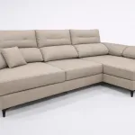 Chaiselongue Bucarest en tela beige con cojines y patas negras