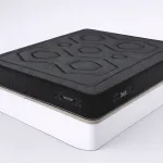 Pack Be Tactum + canapé Low: colchón negro sobre canapé abatible blanco