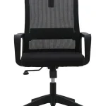 Silla de oficina 2223 negra vista de frente con reposacabezas y respaldo de malla