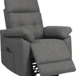 Sillón relax Oropesa gris con el reposapiés desplegado